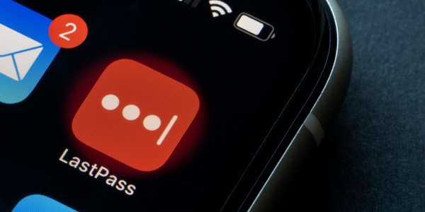 LastPass and email icon on phone